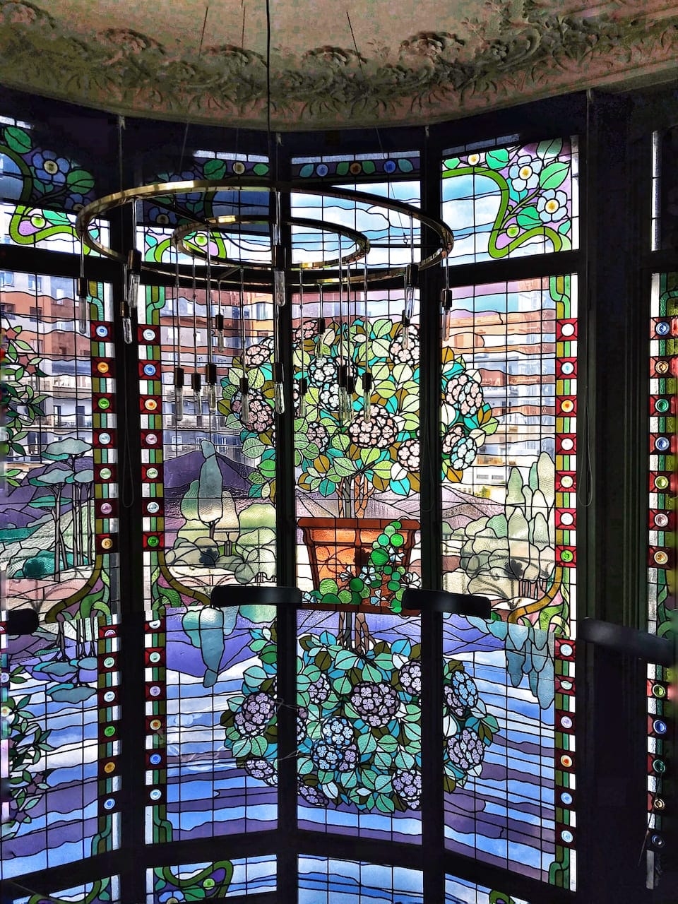 Conversaciones-que-inspiran-con-Manel-Toribio-Arquitecto-y-Victoria-Pardo-Artista-Plastica-Casa-Lleo-i-Morera-Lluis-Domenech-i-Montaner-3